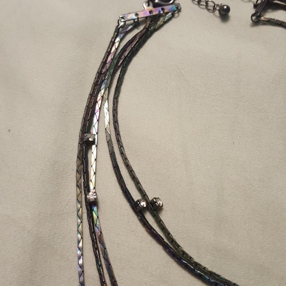 Oilslick necklace - Picture 4 of 5